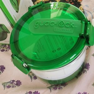 GUAC-LOCK guacamole saver